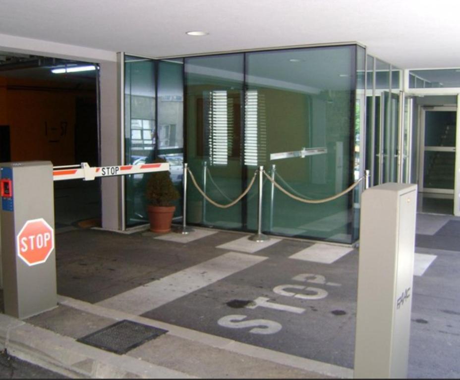 Apartments Emerald Free Garage Parking Sarajevo Bagian luar foto
