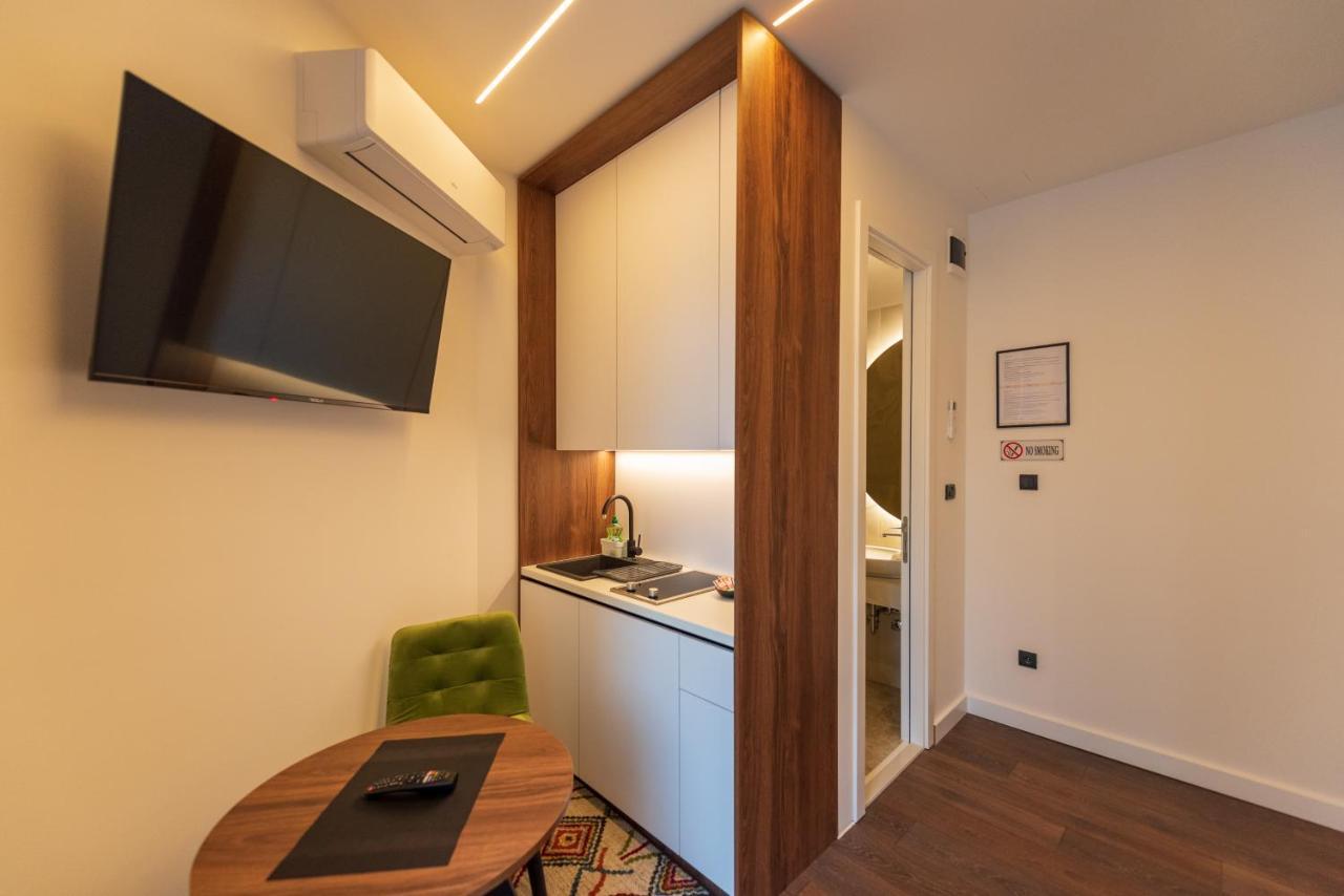 Apartments Emerald Free Garage Parking Sarajevo Bagian luar foto