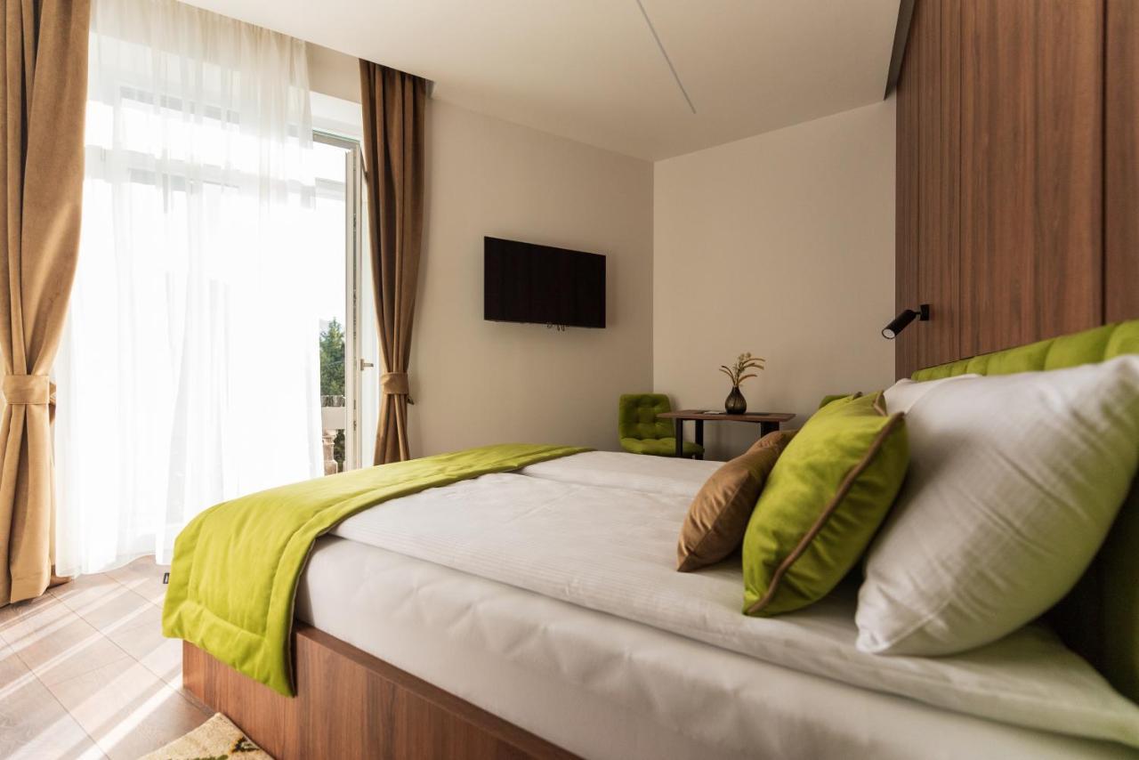Apartments Emerald Free Garage Parking Sarajevo Bagian luar foto