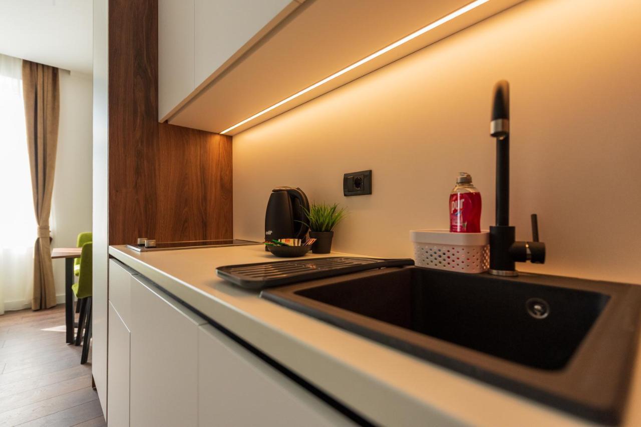 Apartments Emerald Free Garage Parking Sarajevo Bagian luar foto