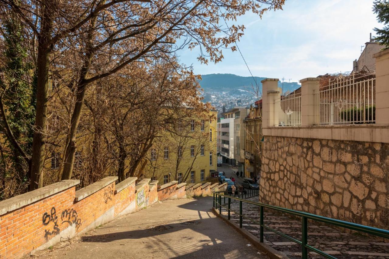 Apartments Emerald Free Garage Parking Sarajevo Bagian luar foto