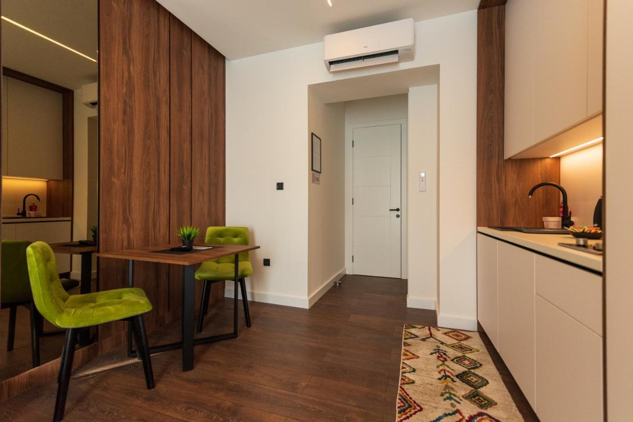 Apartments Emerald Free Garage Parking Sarajevo Bagian luar foto